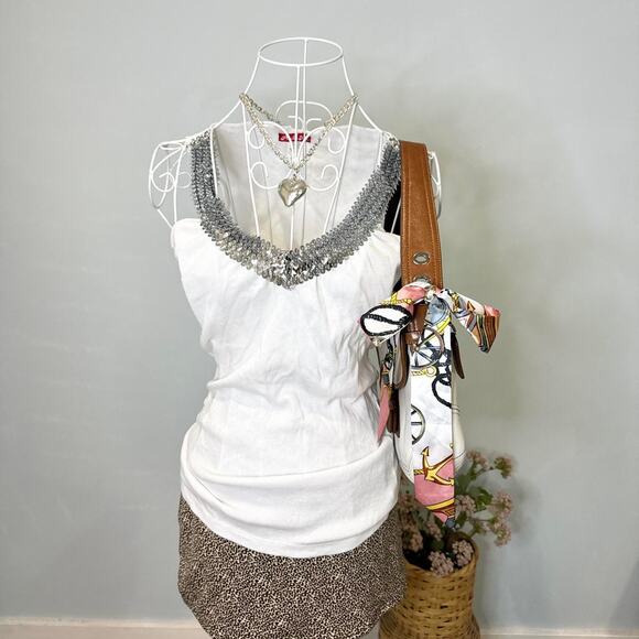 NWT Gorgeous vintage y2k white ribbed v neck sparkly sequin tank top - Picture 1 of 6